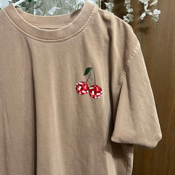 Beige Graphic Short Sleeve Tee - Picture 5 of 8